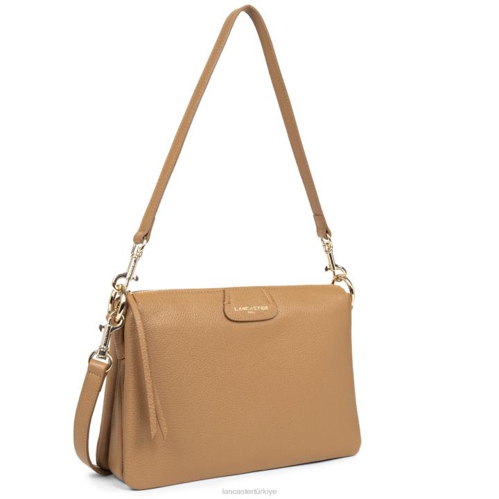kadınlar büyük debriyaj kumul deve Lancaster Paris çanta H0LP990